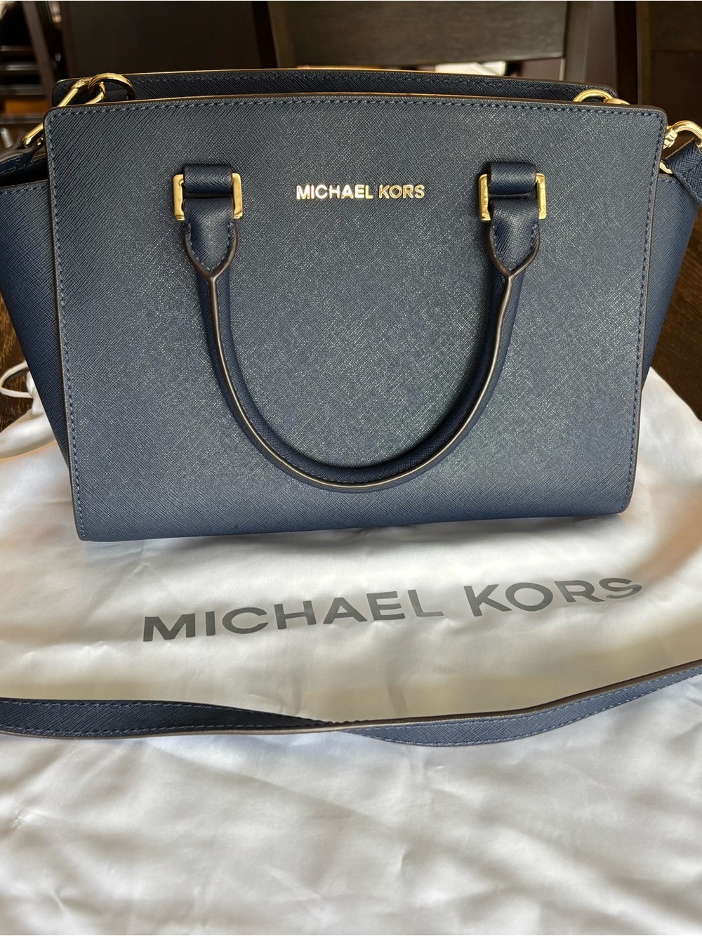 Michael Kors Navy Saffiano Satchel with Gold Hardware - Picture 2 of 6